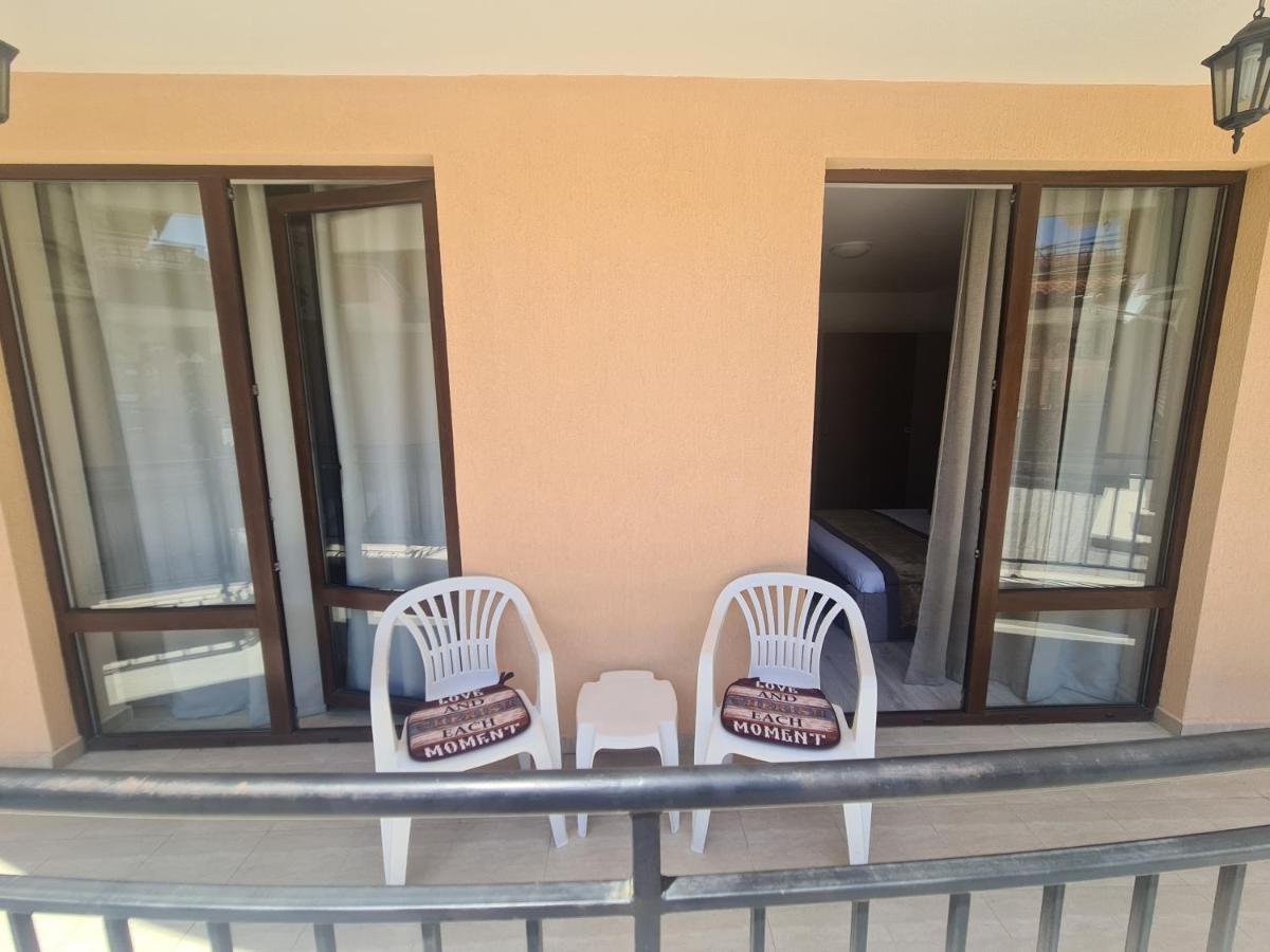 Private Apartment In Star Dreams Complex Sveti Vlas Exterior foto