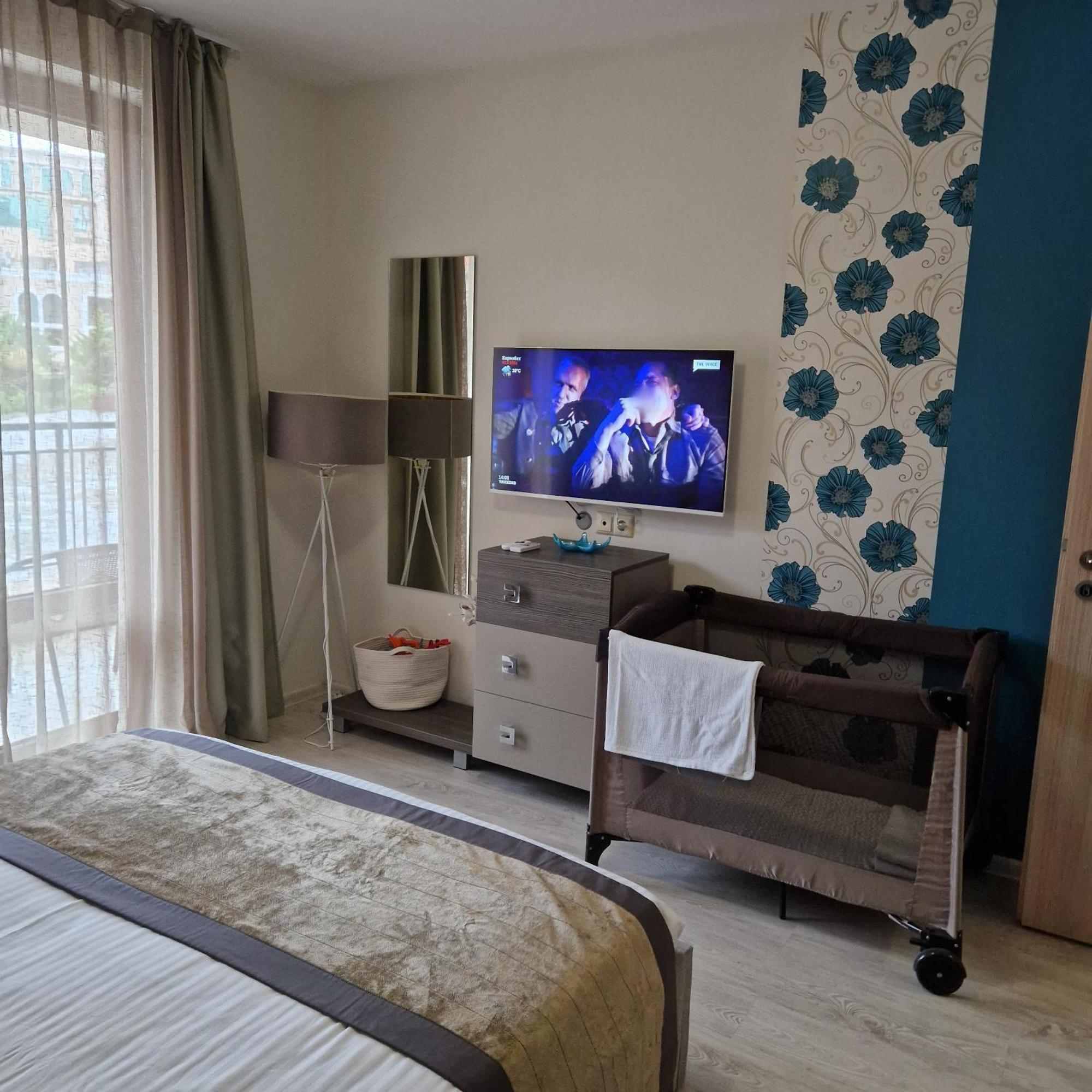 Private Apartment In Star Dreams Complex Sveti Vlas Exterior foto